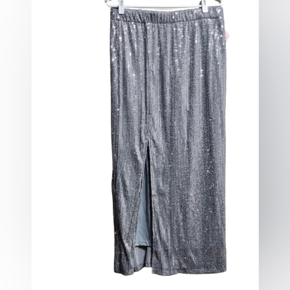 Adiva maxi sequin skirt color grey silver size large